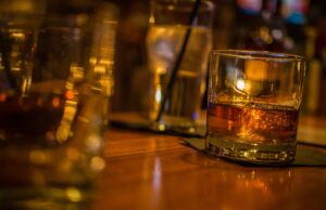 How to Pair Cocktails, Scotch, and Bourbon with Your Cigars